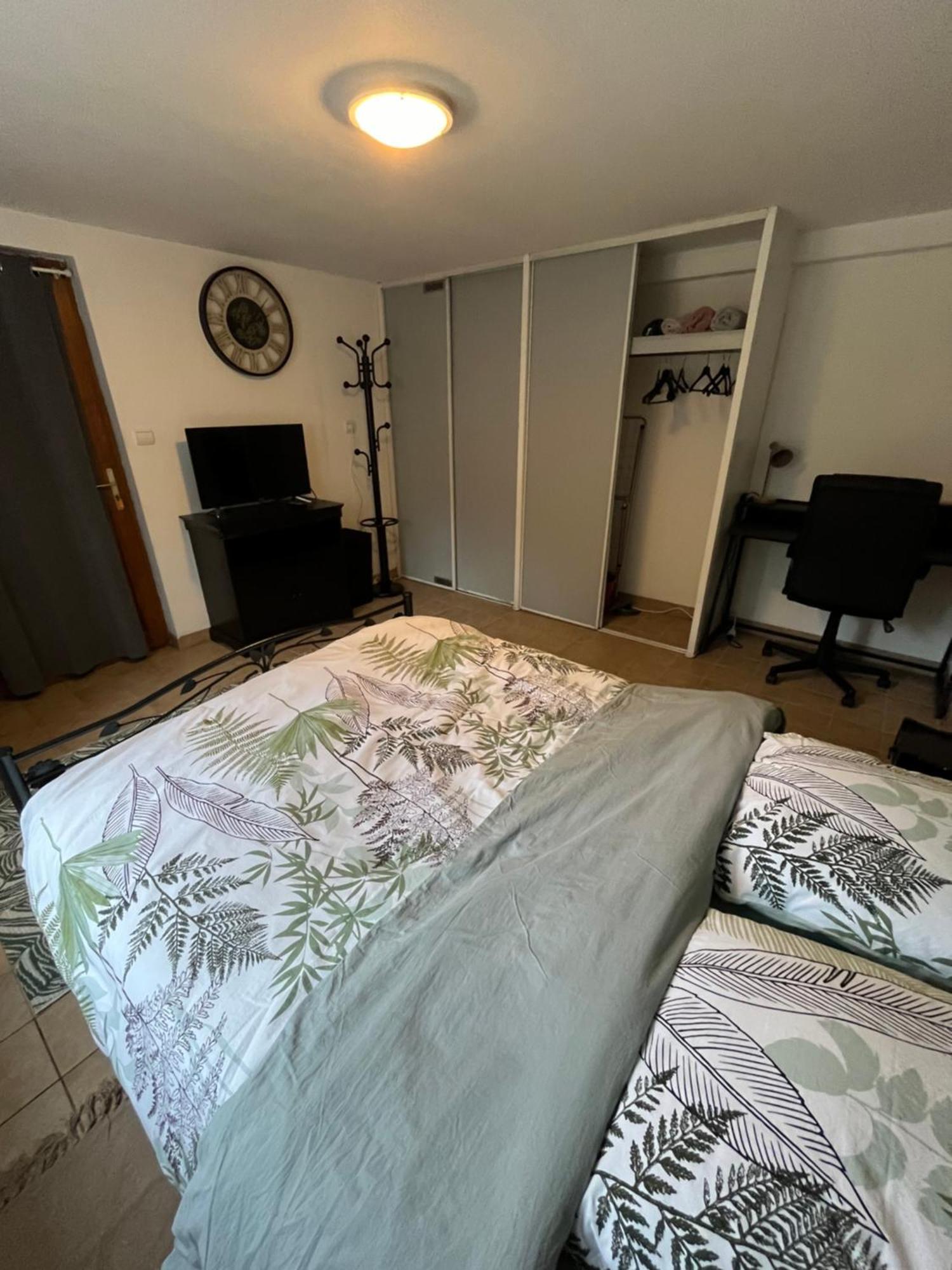 Bonneuil-Matours Logement Paisible En Bord De Vienne מראה חיצוני תמונה